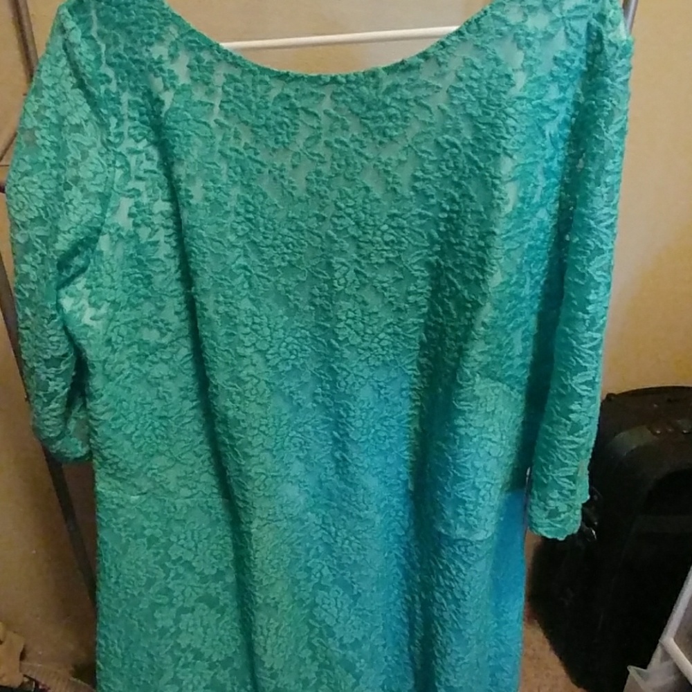 Green lace dress